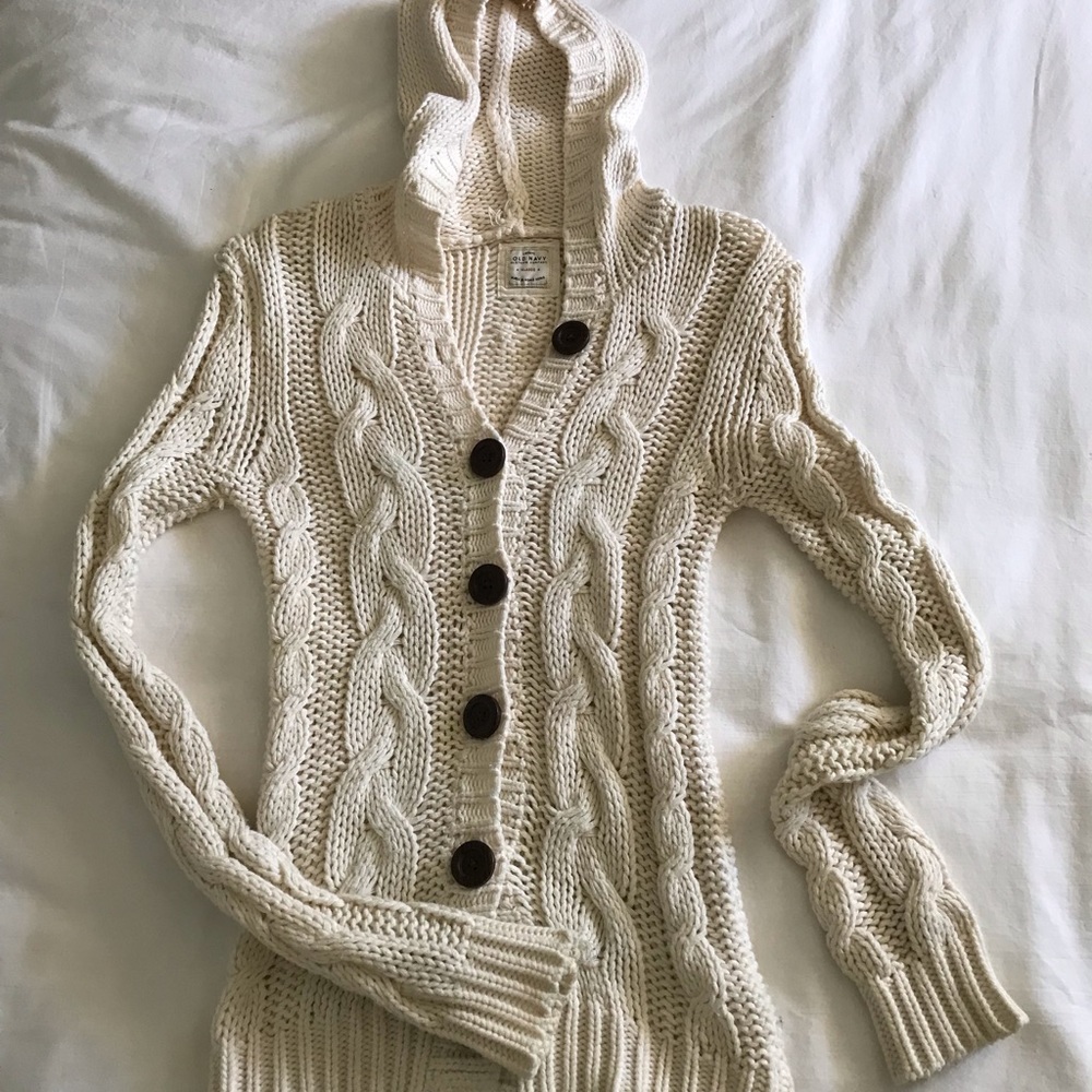 Old Navy knit sweater